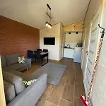 別荘 Wczasy Pod Sosnami